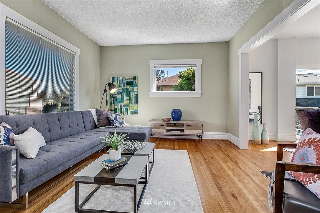 1815 East Roy Street Seattle, WA 98112 - Photo 4 of 25