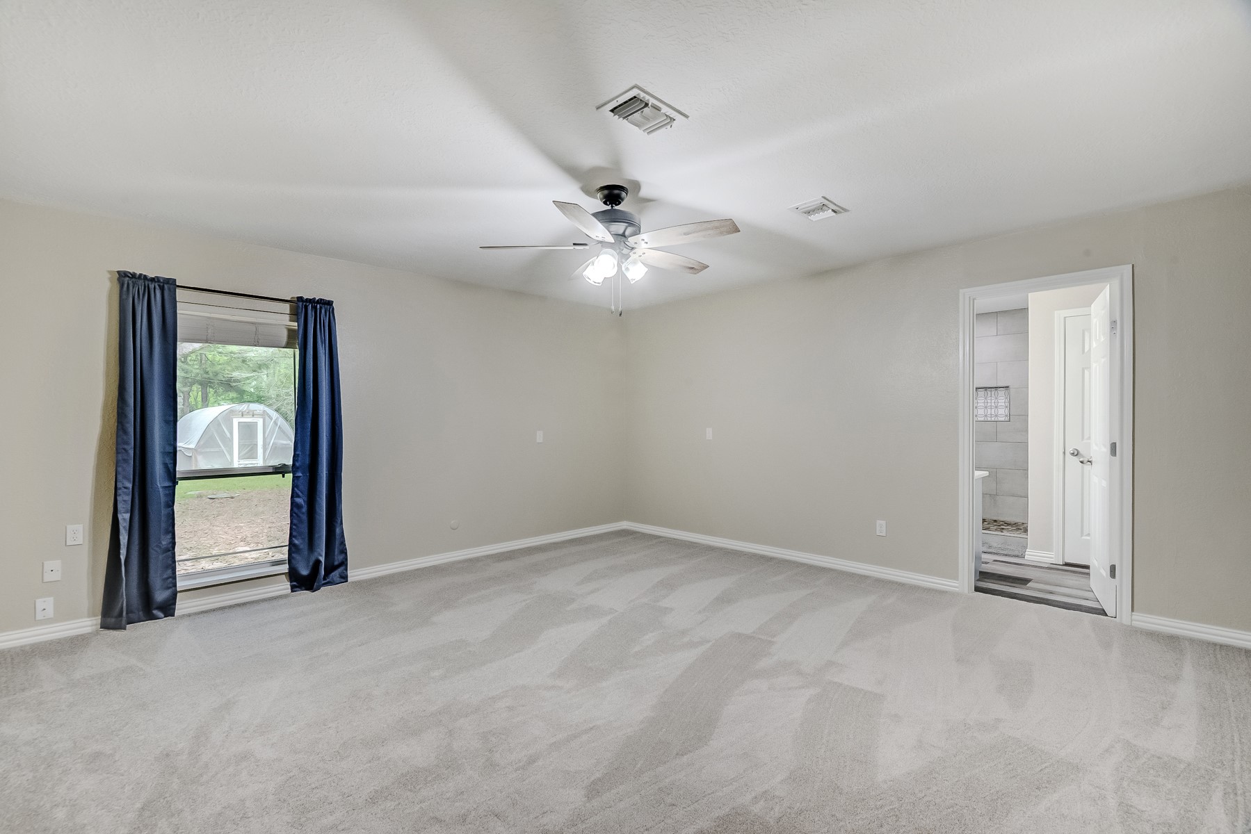 10995 Bonwell Loop Kountze, TX 77625 - Photo 20 of 41