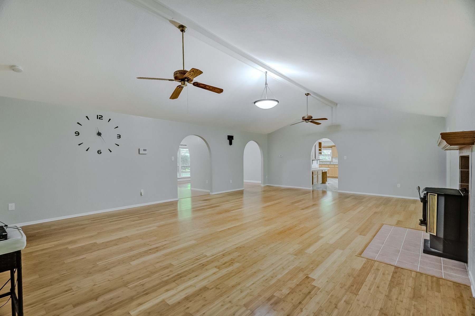 10995 Bonwell Loop Kountze, TX 77625 - Photo 6 of 41