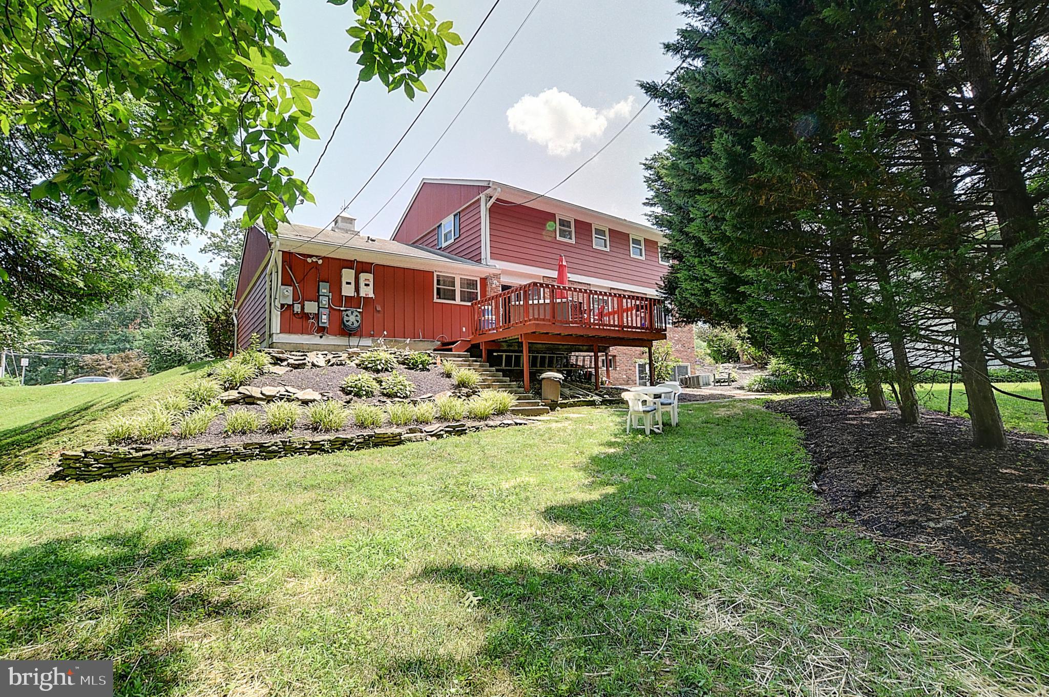 8610 Briarcroft Lane Laurel, MD 20708 - Photo 24 of 28 Exterior Back