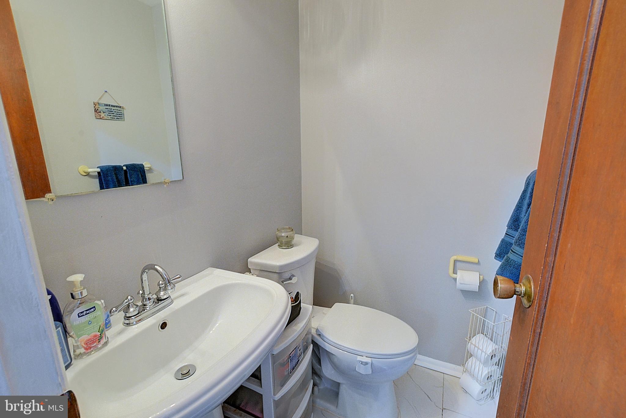 8610 Briarcroft Lane Laurel, MD 20708 - Photo 10 of 28 Half Bath
