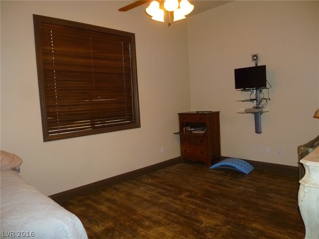 3211 Jayco Road Pahrump, NV 89048 - Photo 17 of 35 Gallery Image 17