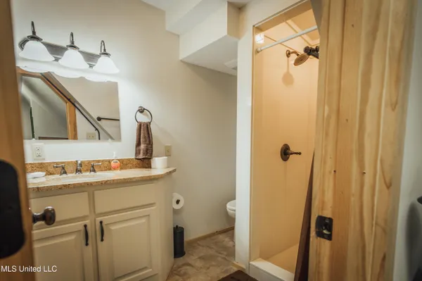 $4,780,500 | Natchez Trace Parkway, Kosciusko, MS 39090