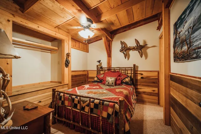 $4,780,500 | Natchez Trace Parkway, Kosciusko, MS 39090