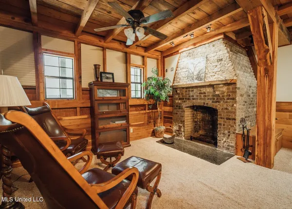 $4,780,500 | Natchez Trace Parkway, Kosciusko, MS 39090