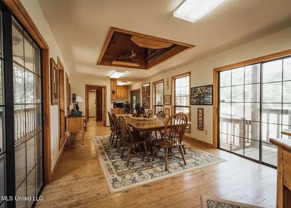 $4,780,500 | Natchez Trace Parkway, Kosciusko, MS 39090