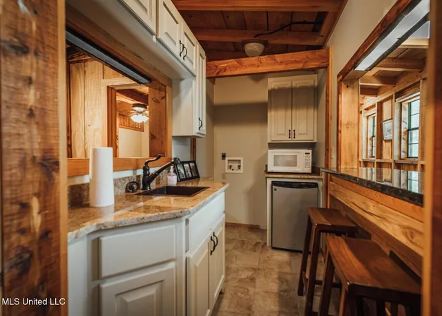 $4,780,500 | Natchez Trace Parkway, Kosciusko, MS 39090