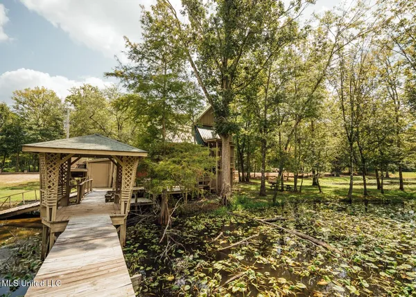$4,780,500 | Natchez Trace Parkway, Kosciusko, MS 39090