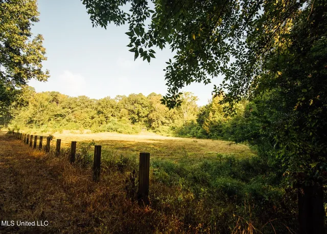 $4,780,500 | Natchez Trace Parkway, Kosciusko, MS 39090