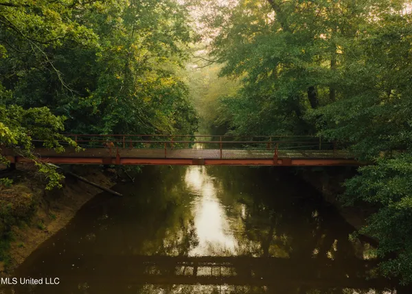 $4,780,500 | Natchez Trace Parkway, Kosciusko, MS 39090