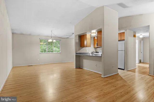 $3,000 | 8406 Rainbow Bridge Lane, Springfield, VA 22153