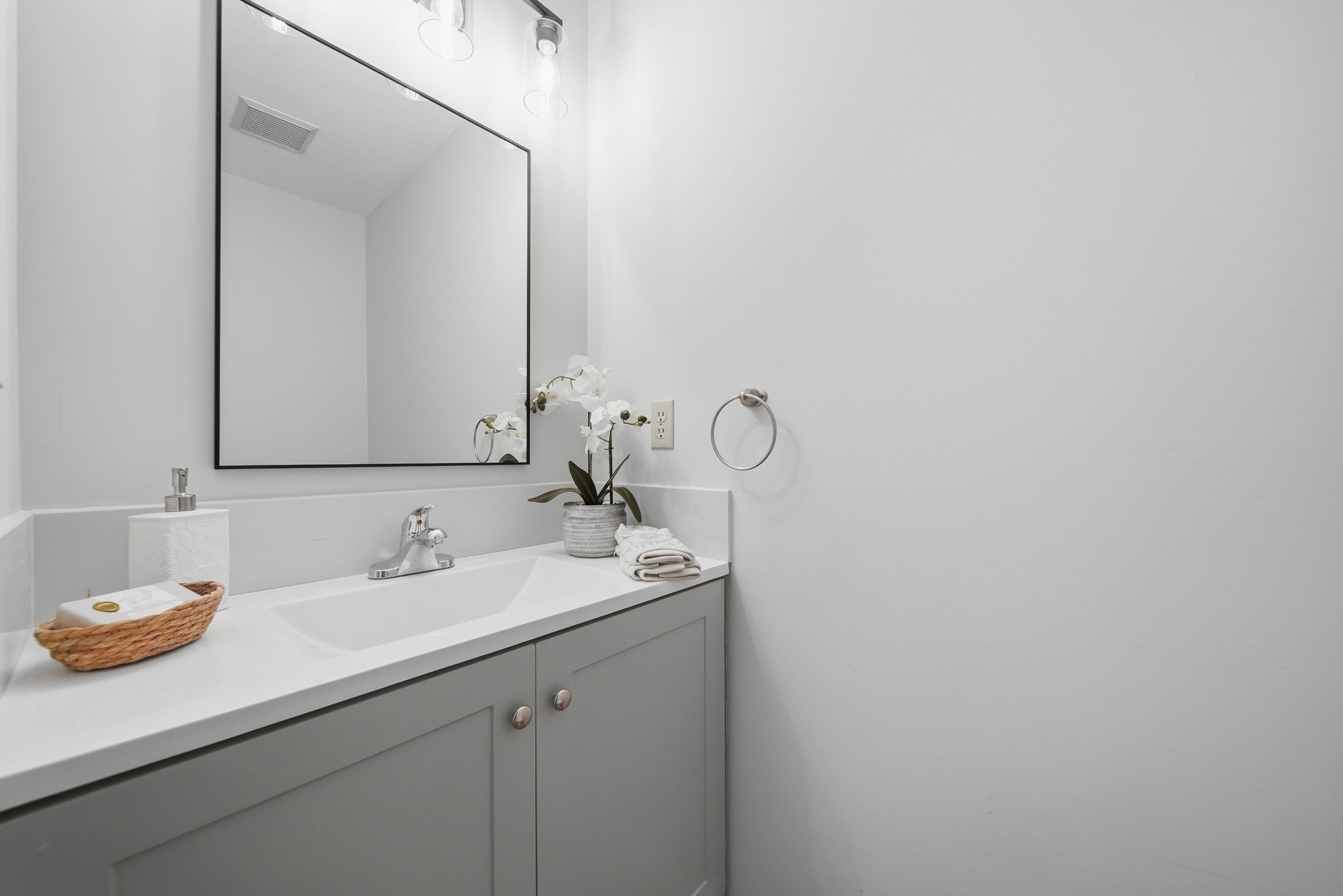 55 Littleton Road, Unit 17B Ayer, MA 01432 - Photo 13 of 32 Gallery Image 13