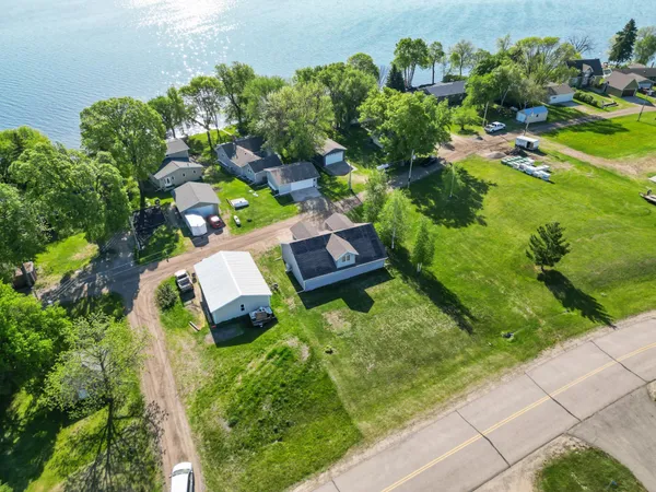 $835,000 | 44042 Outlet Beach Road, Pelican Rapids, MN 56572