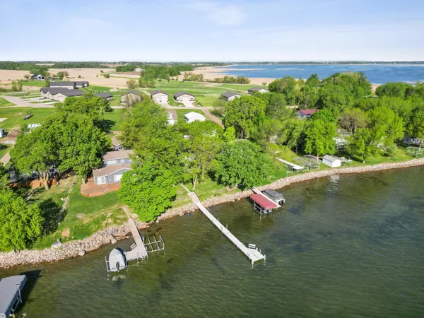 $835,000 | 44042 Outlet Beach Road, Pelican Rapids, MN 56572