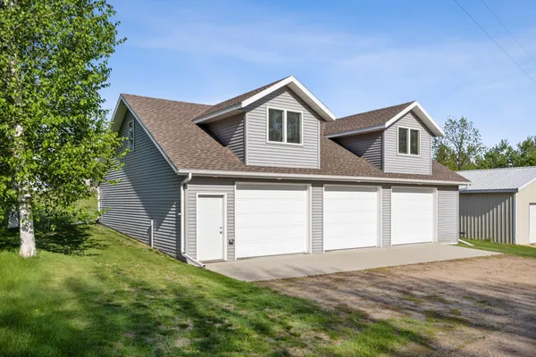 $835,000 | 44042 Outlet Beach Road, Pelican Rapids, MN 56572