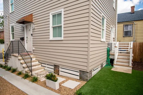 $4,500 | 81 Race Street, Charleston, SC 29403
