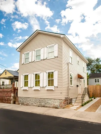 $4,500 | 81 Race Street, Charleston, SC 29403
