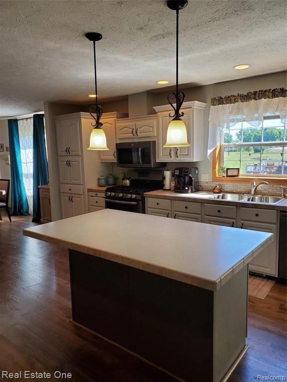 26760 Pennsylvania Road Taylor, MI 48180 - Photo 5 of 34 Gallery Image 5