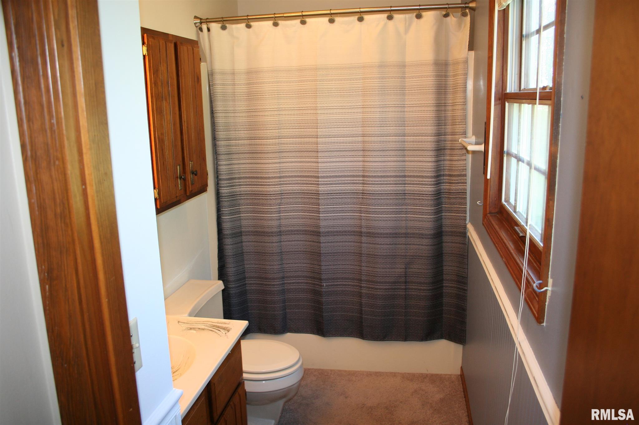 1225 China Road Macomb, IL 61455 - Photo 11 of 25
