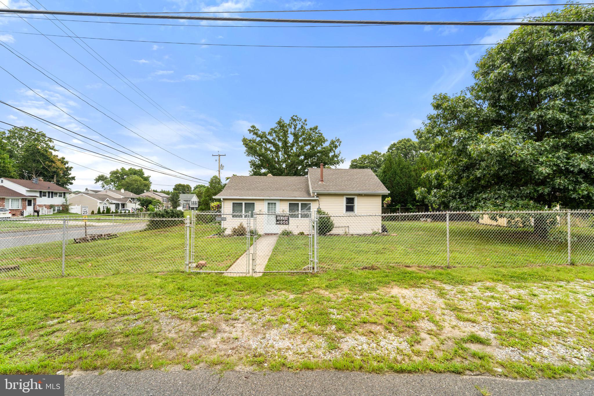 324 Ogden Station Road Wenonah, NJ 08090 - Photo 2 of 23 Gated Yard