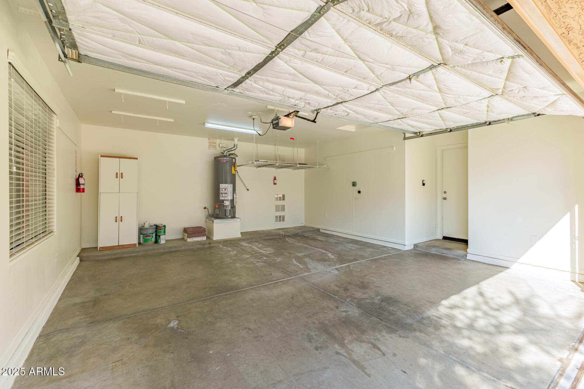 35819 North 33rd Lane Phoenix, AZ 85086 - Photo 37 of 50 a view of a room with a snow