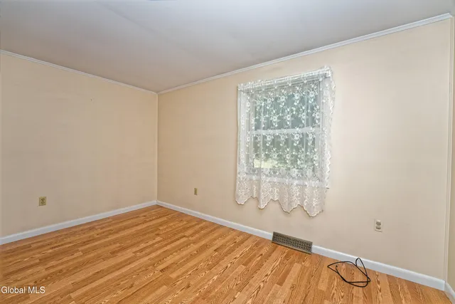 $275,000 | 18 Coronation Drive, Hudson, NY 12534