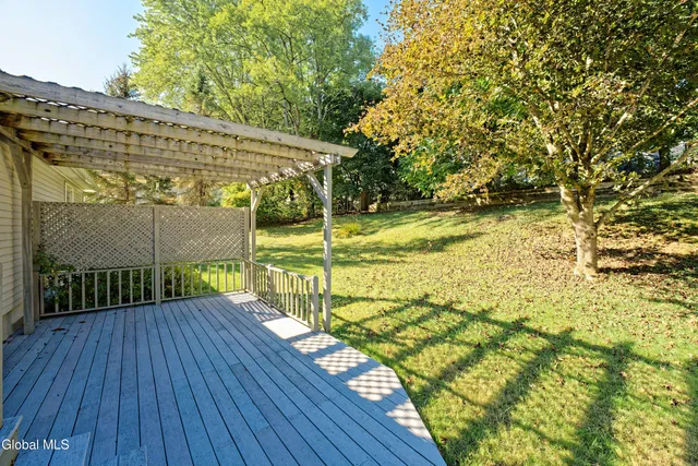 $275,000 | 18 Coronation Drive, Hudson, NY 12534