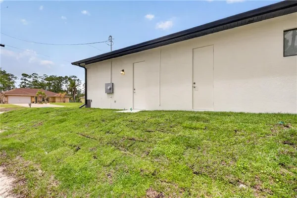 $3,000 | 1204 Moore Avenue, Lehigh Acres, FL 33972