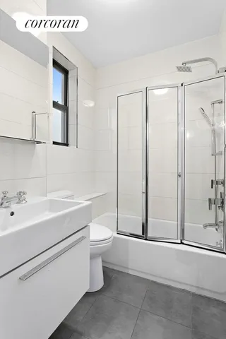 $2,500,000 | 65 East 96th Street, Unit 7D | Upper East Side