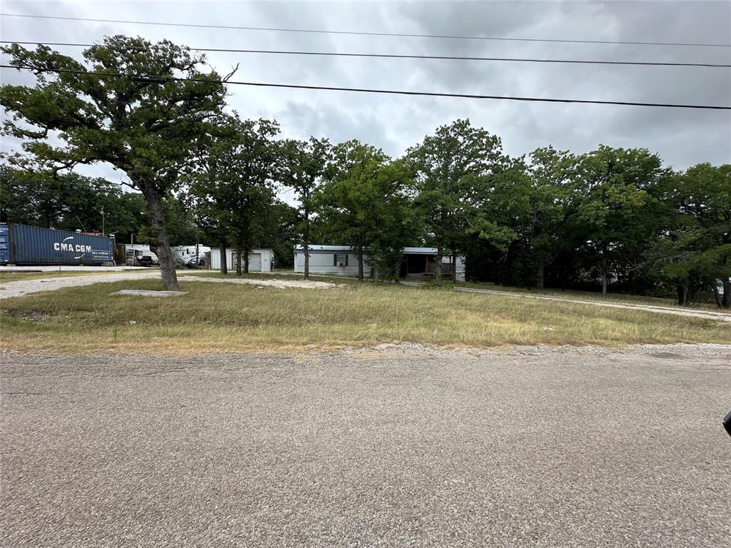 176 Live Oak Road Springtown, TX 76082 - Photo 3 of 29