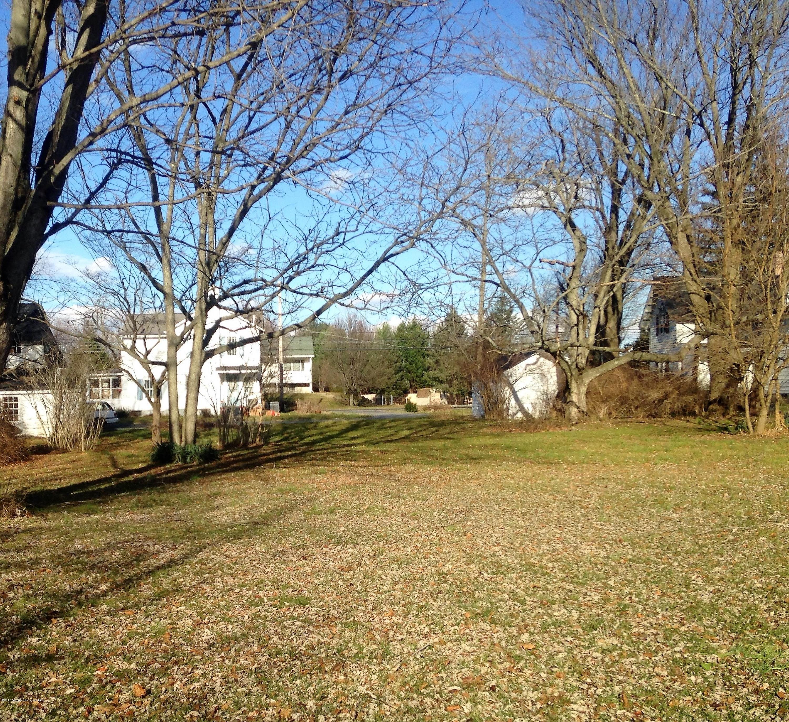 805 Adelphia Road Freehold, NJ 07728 - Photo 3 of 7 edit4