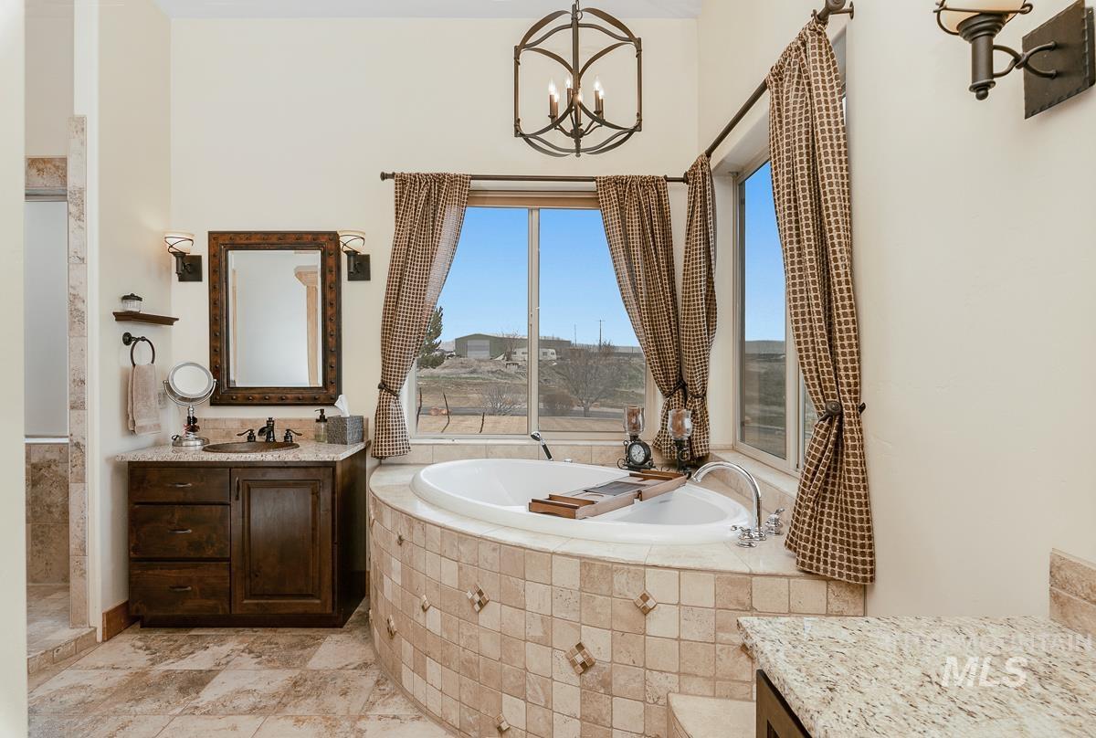 24746 Star Crest Court Middleton, ID 83644 - Photo 29 of 49