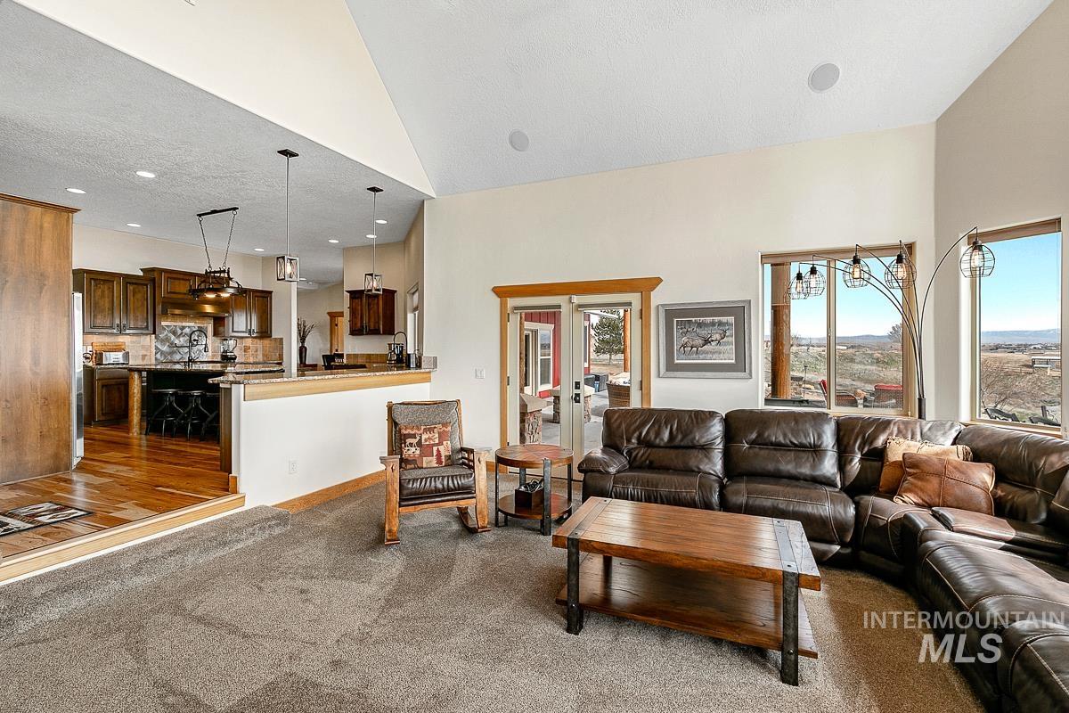 24746 Star Crest Court Middleton, ID 83644 - Photo 10 of 49