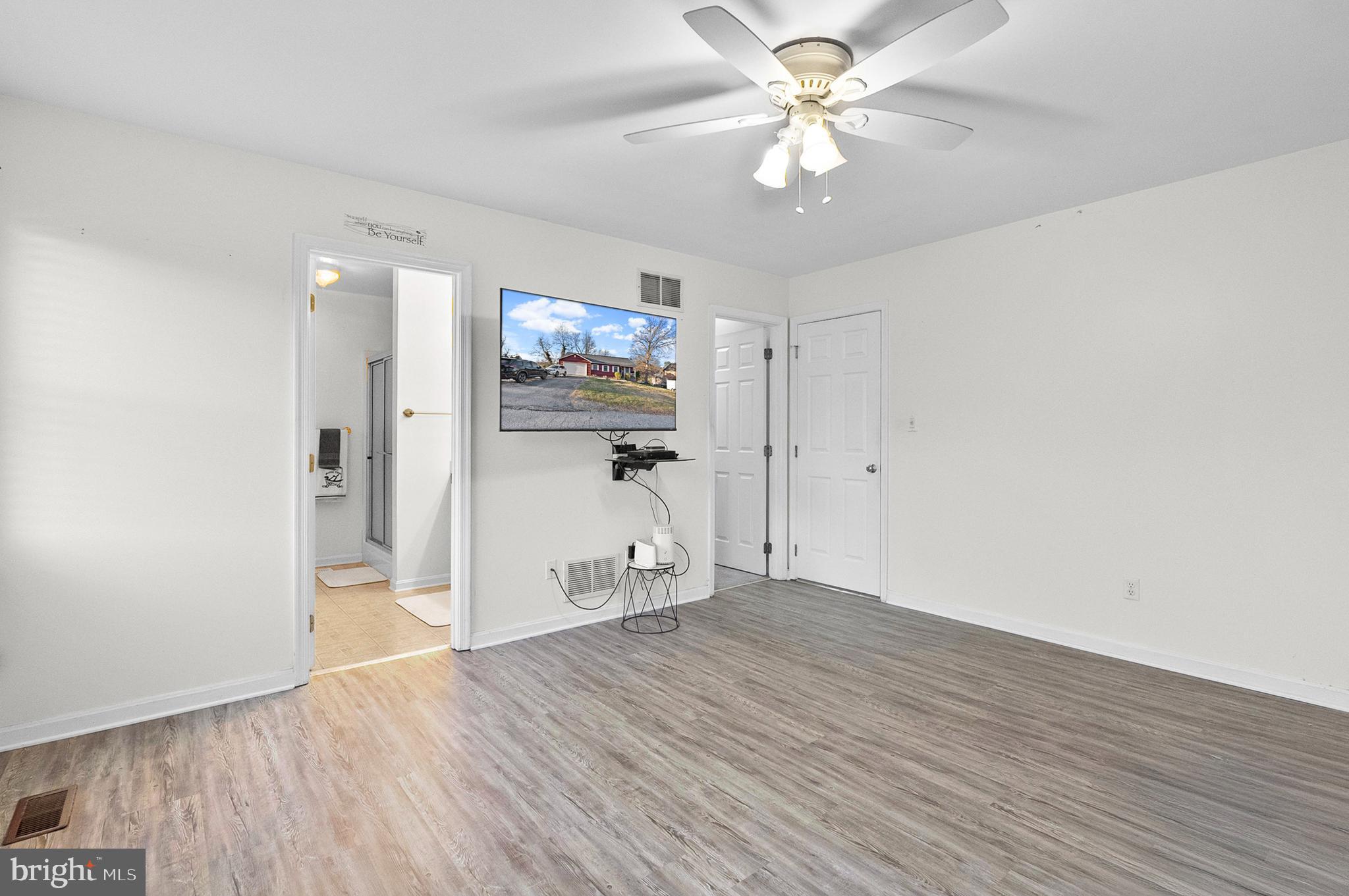 8802 Pikesville Road Pikesville, MD 21208 - Photo 7 of 25