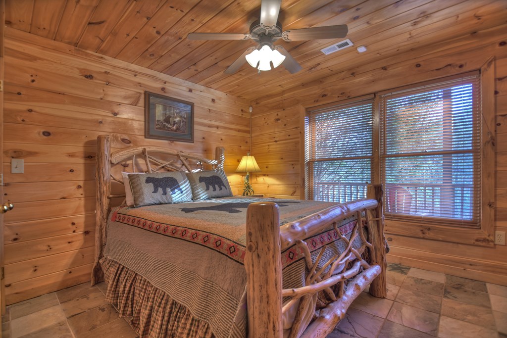 186 Lakeview Drive Blue Ridge, GA 30513 - Photo 15 of 44