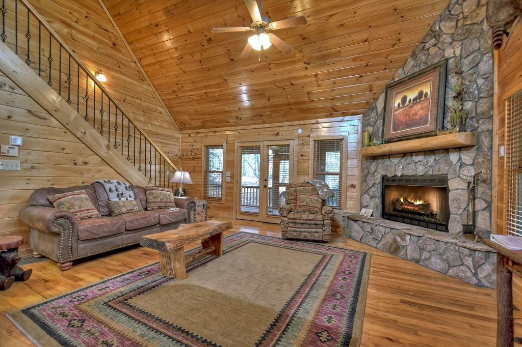 186 Lakeview Drive Blue Ridge, GA 30513 - Photo 18 of 44