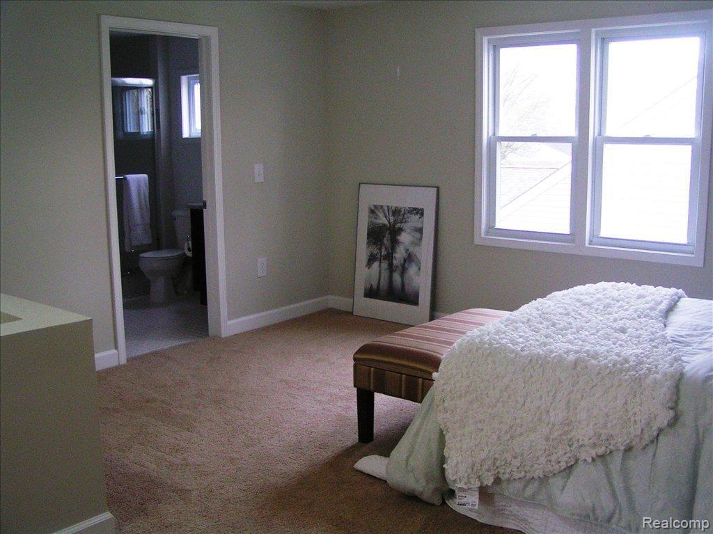 3160 Wakefield Road Berkley, MI 48072 - Photo 15 of 18 Master with bath view 2