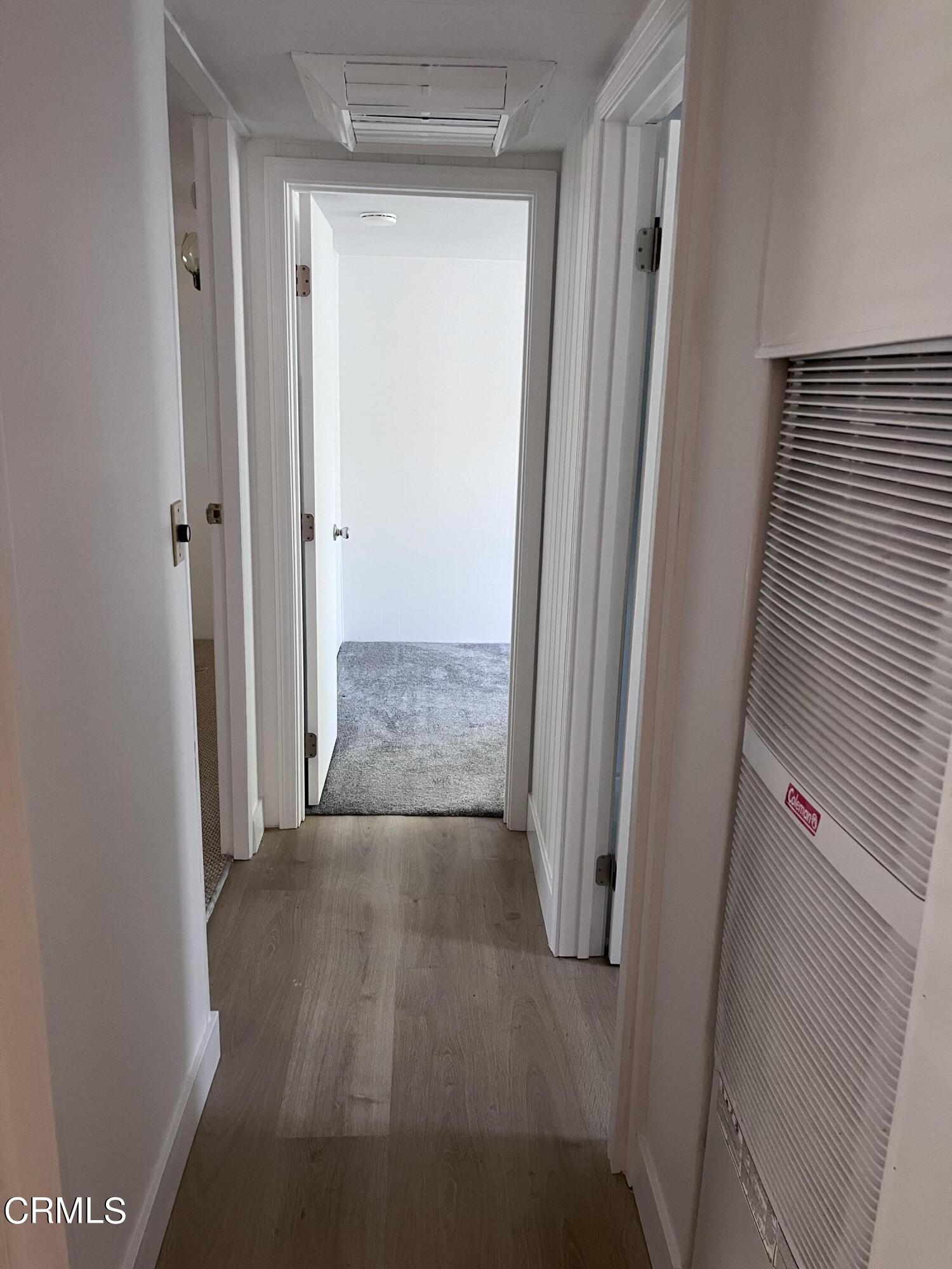 700 West Villanova Road, Unit 22 Ojai, CA 93023 - Photo 8 of 19 Hallway to bath and bedrooms