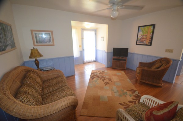 2231 Pane Road Koloa, HI 96756 - Photo 15 of 25 a living room with furniture and a couch