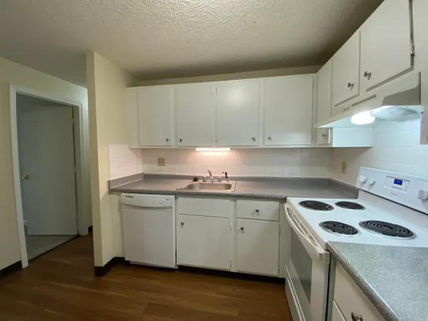 $2,197 | 29 Capron Road, Unit 39, Milford, NH 03055