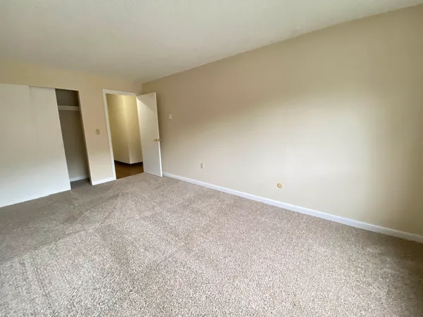 $2,197 | 29 Capron Road, Unit 39, Milford, NH 03055