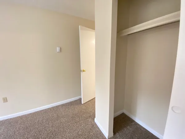 $2,197 | 29 Capron Road, Unit 39, Milford, NH 03055