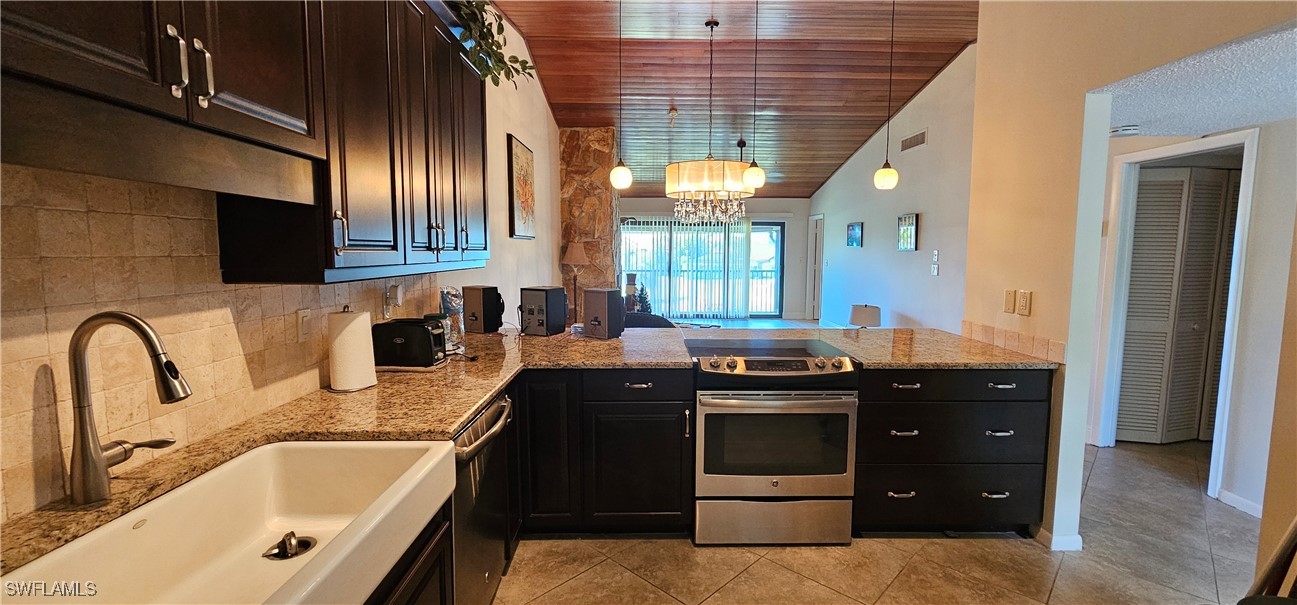 16560 Partridge Place Road, Unit 202 Fort Myers, FL 33908 - Photo 3 of 29 Gallery Image 3