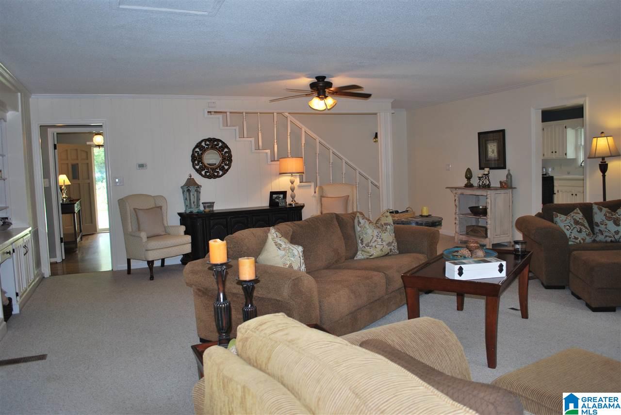 2206 Oak Ridge Circle Birmingham, AL 35226 - Photo 5 of 34