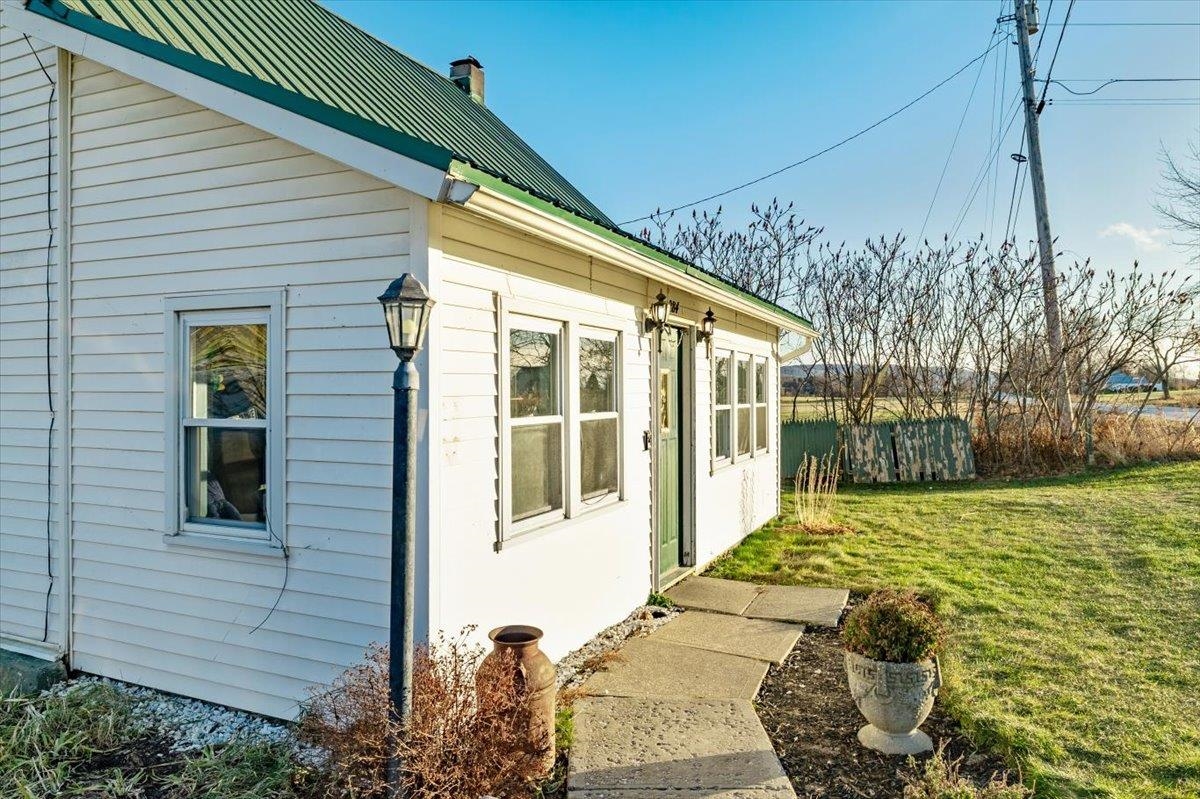 284 Cook Road Sheldon, VT 05483 - Photo 6 of 37