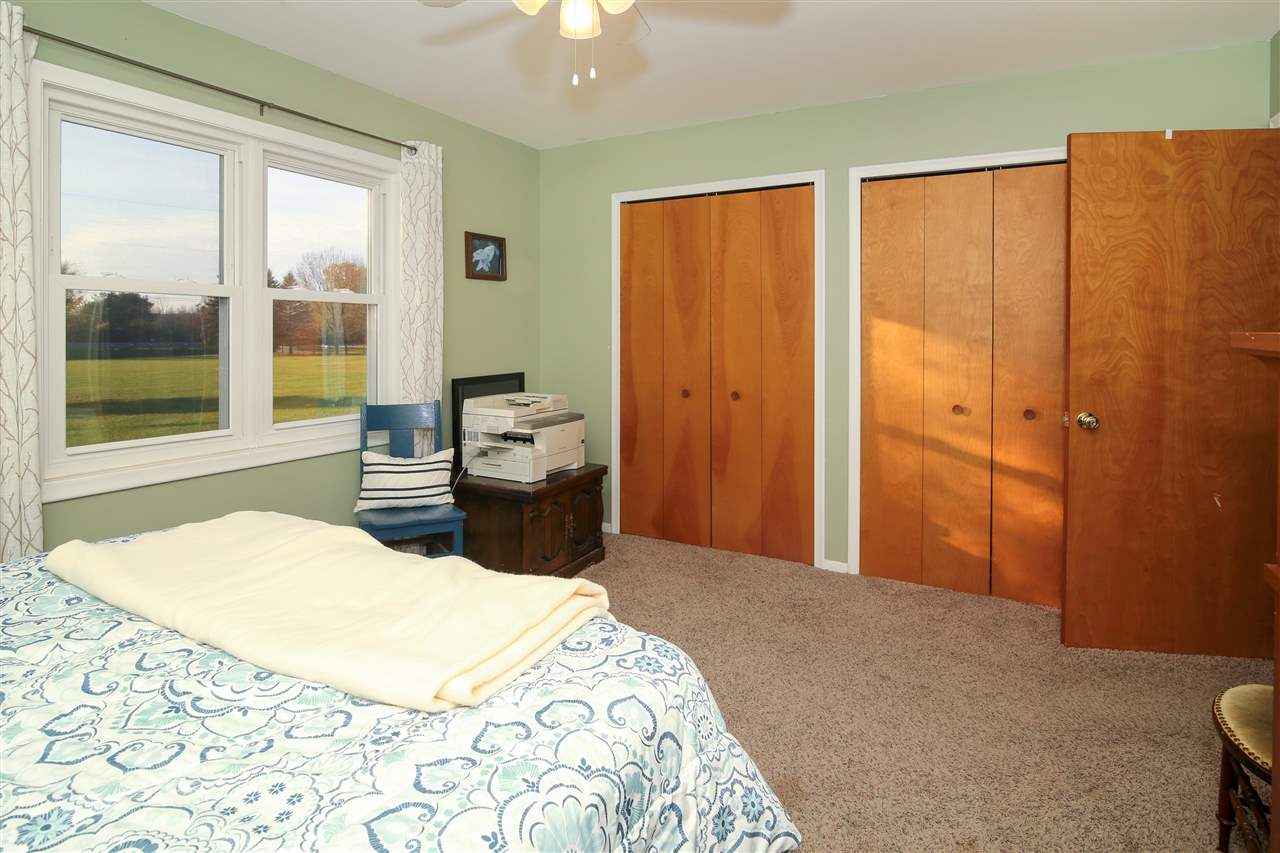 1237 South Morrish Road Flint, MI 48532 - Photo 18 of 23 50027631-17.JPG