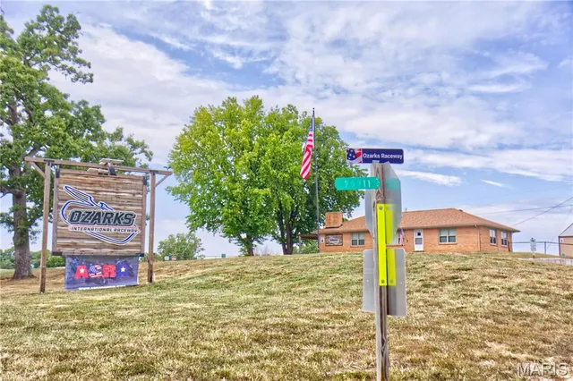 $59,900 | 26049 Ivy Bend Road, Stover, MO 65078