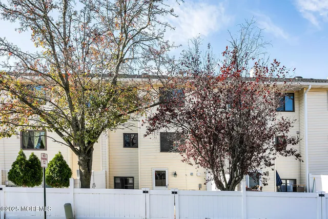 $3,200 | 314 Middlewood Road, Middletown, NJ 07748