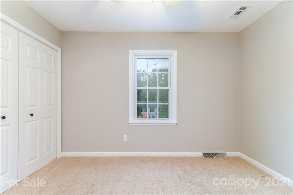 307 Sandymead Road Matthews, NC 28105 - Photo 11 of 20 Gallery Image 11