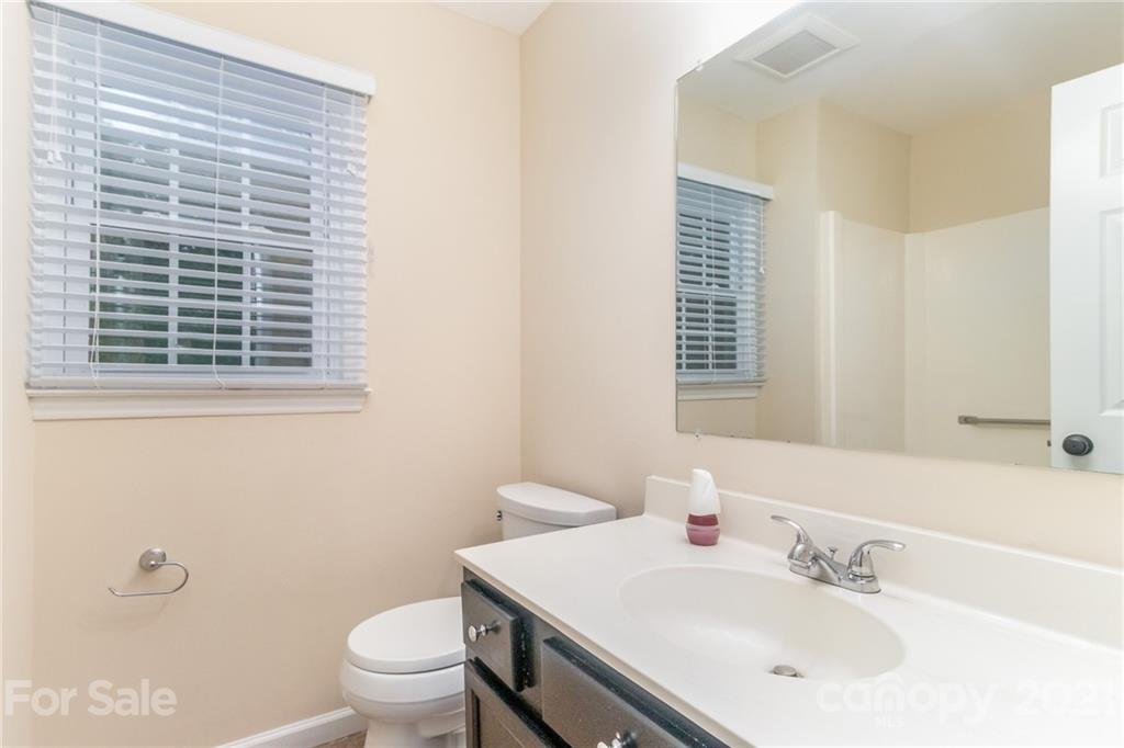 307 Sandymead Road Matthews, NC 28105 - Photo 16 of 20 Gallery Image 16